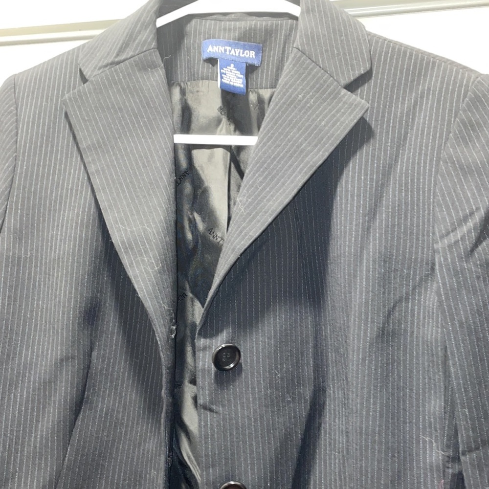 Stripes Ann Taylor Blazer - Picture 3 of 5